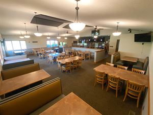 Dining/Banquet Room
