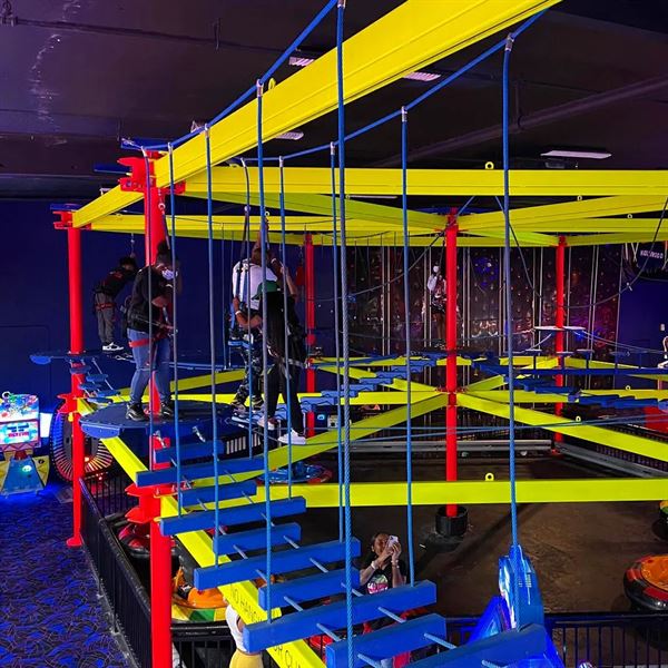 Off the Wall Gamezone LA