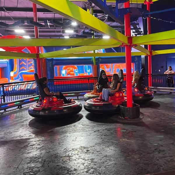 Off the Wall Gamezone LA