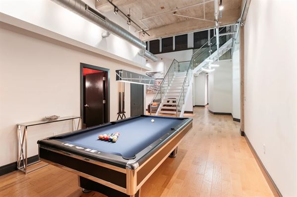 St Louis CITY Penthouse