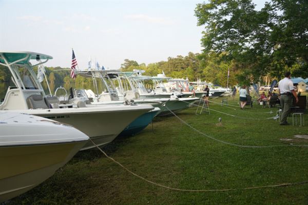 Bells Marina & Resort