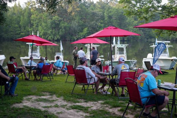 Bells Marina & Resort