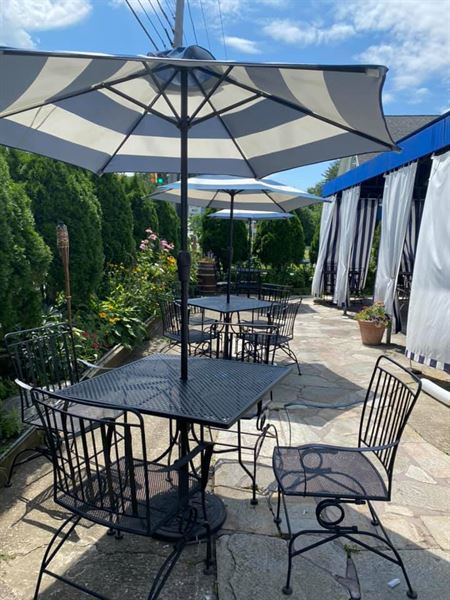 Aegean Breeze Restaurant