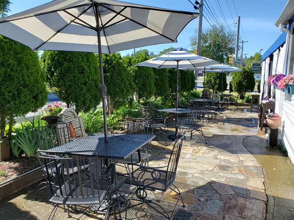 Aegean Breeze Restaurant