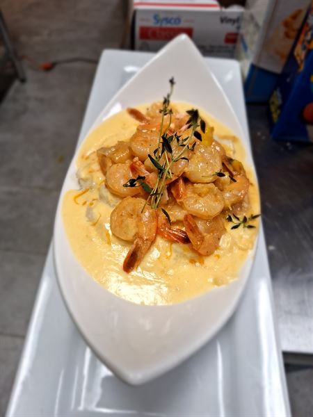 Sweet Moments Bakery and Cafe