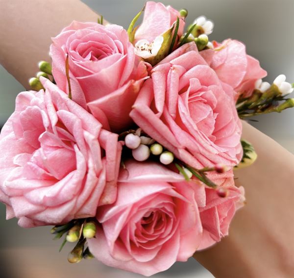 Flowers & Flowers