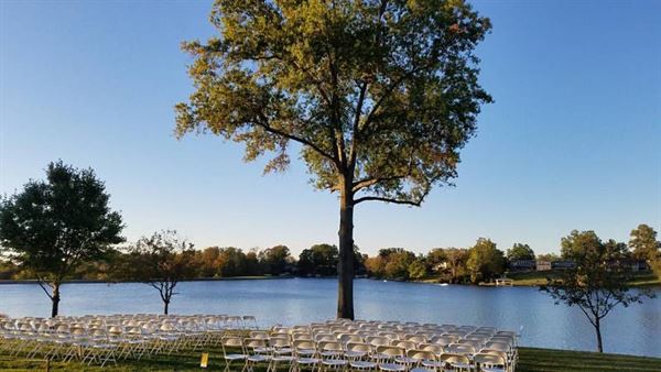 Harrison Lake Country Club