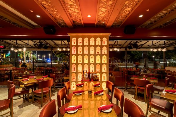 Red O Restaurant Los Angeles