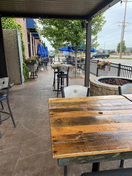 Townline Pub & Grill