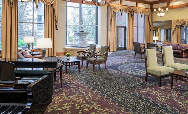 Algoma's Water Tower Inn & Suites