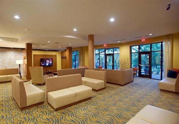 Courtyard New Braunfels River Village