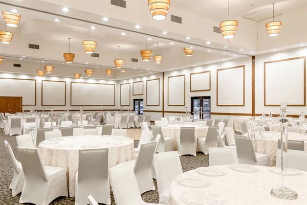 Courtyard New Braunfels River Village