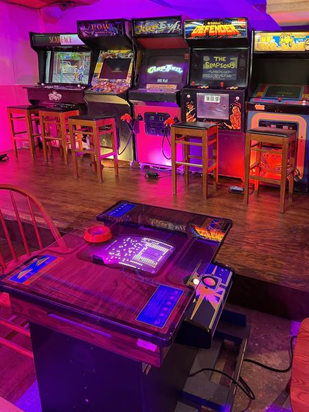 Sunflower Arcade Lounge