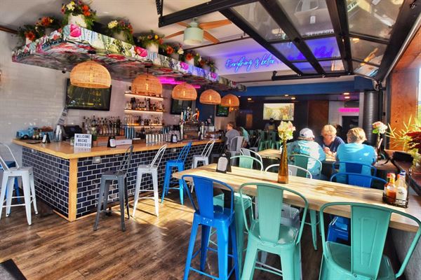 El Buffalo Tequila Bar + Kitchen