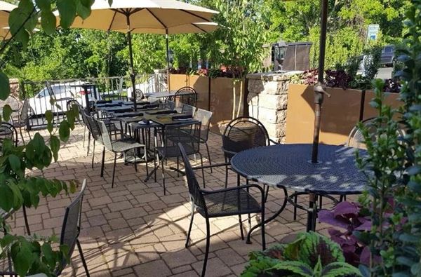 Eagles Nest Restaurant & Event Venue