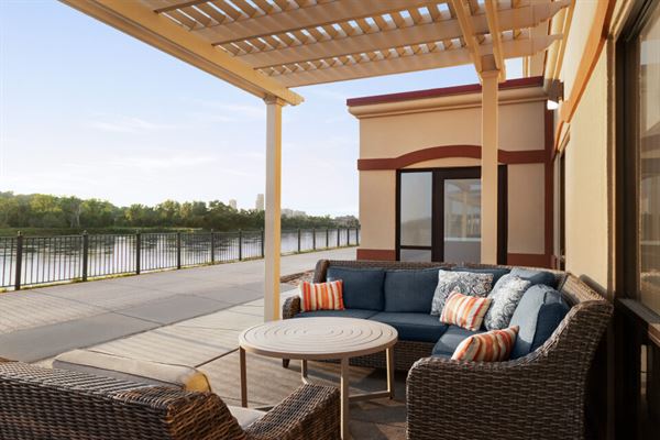 Holiday Inn Hotel & Suites Council Bluffs-I-29