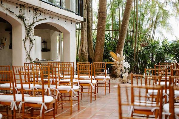 The Manor on St Lucie Crescent