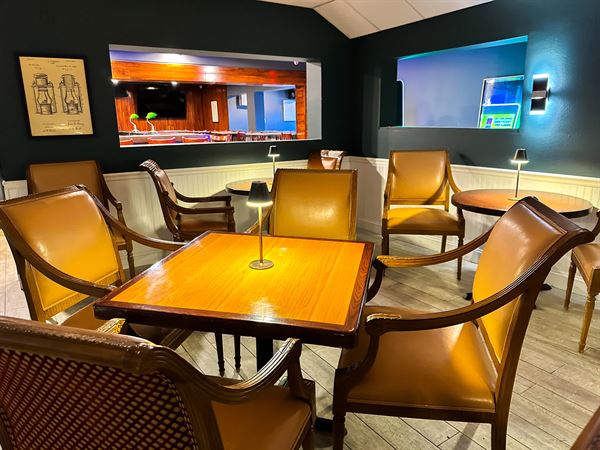 Lantern Local Tavern