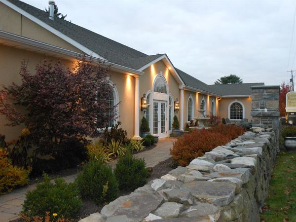 Colden Manor at Spruce Lodge