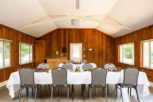 Kanuga Inn & Lodging