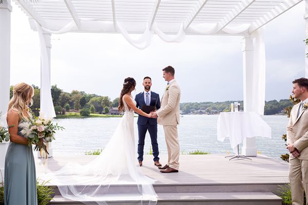 Lakepoint Restaurant and Event Center