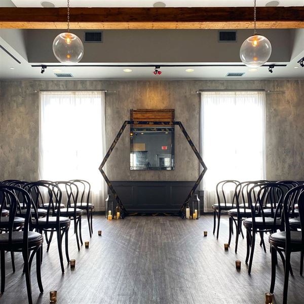 Ledger Restaurant & Bar