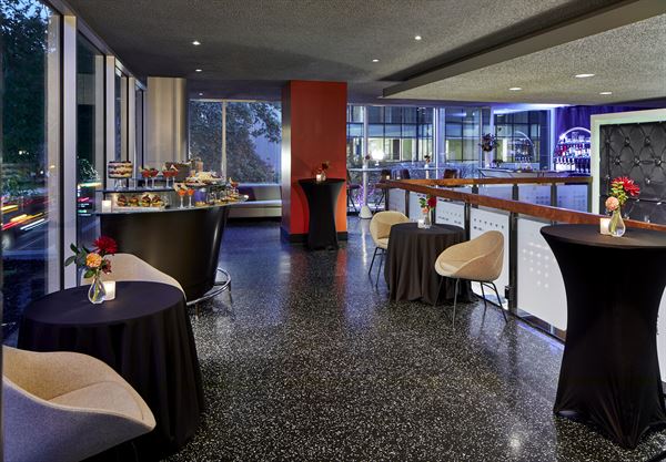 Courtyard Portland City Center