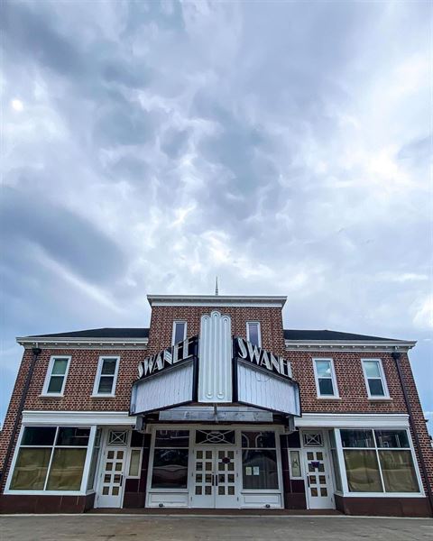 Swanee Theatre