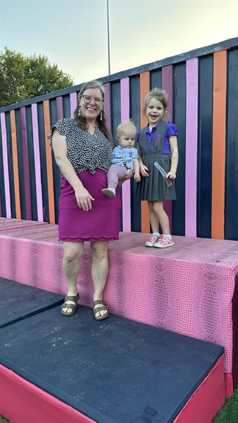 THE PARK AT THE SHINDIG SOCIAL