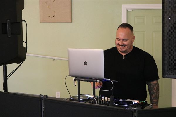 Warrior Beats Entertainment DJ Services, LLC