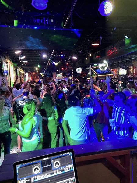 Warrior Beats Entertainment DJ Services, LLC