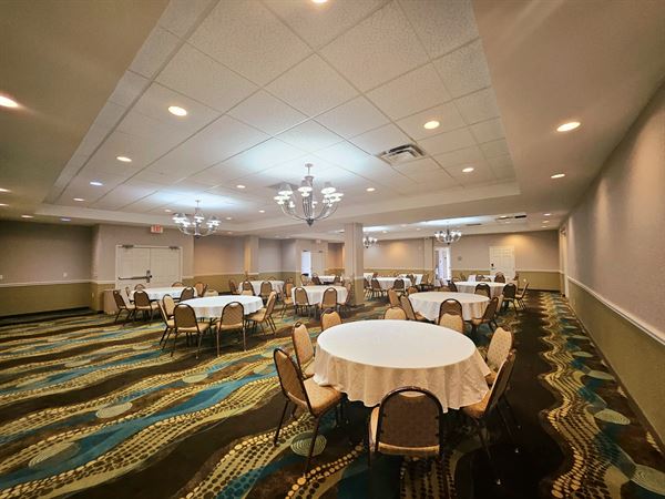 Wyndham Garden Inn Wichita Downtown