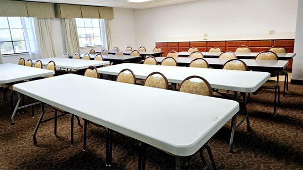 Wyndham Garden Inn Wichita Downtown