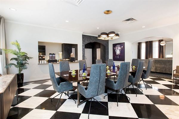 Houston Magnolia Hotel