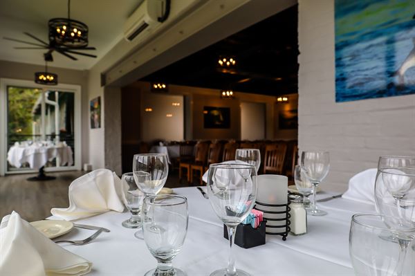 Brock's Riverside Grill