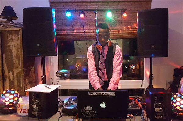 Clevershoney Entertainment