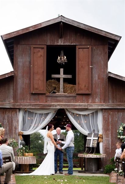 Mossy Oak Farm Weddings & Events