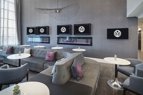 Sandman Signature Plano-Frisco Hotel