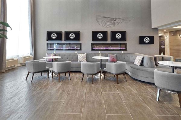 Sandman Signature Plano-Frisco Hotel