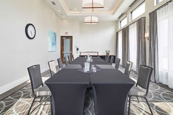 Sandman Signature Plano-Frisco Hotel