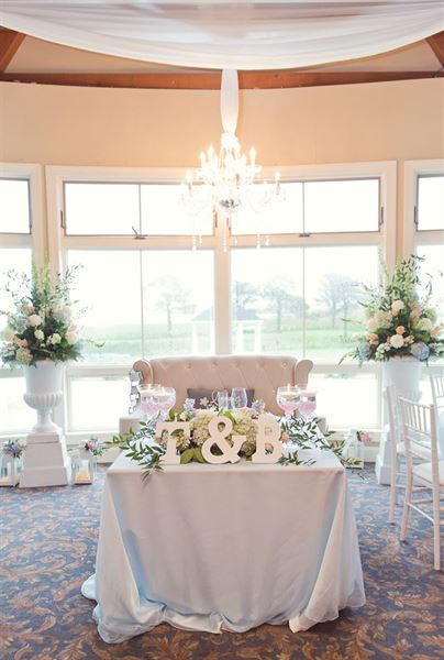 The Restaurant At Lighthouse Sound