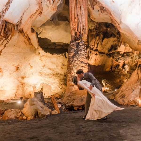 Melrose Caverns Lodge