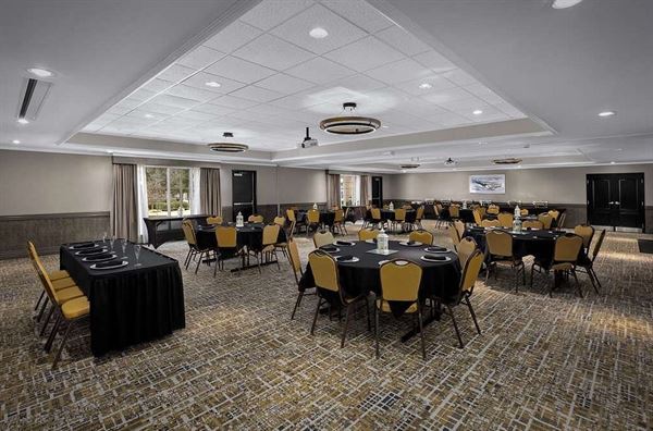 Homewood Suites by Hilton @ The Waterfront