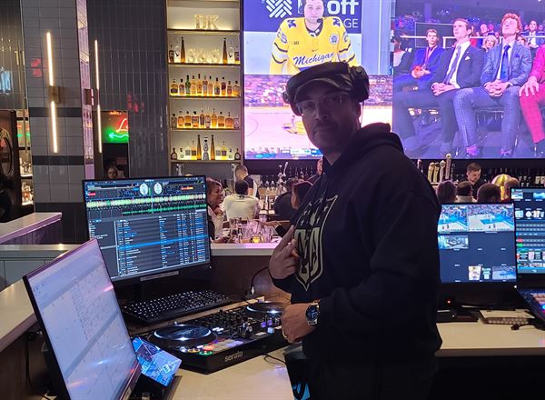 DJ Derek Ice & One Love Entertainment