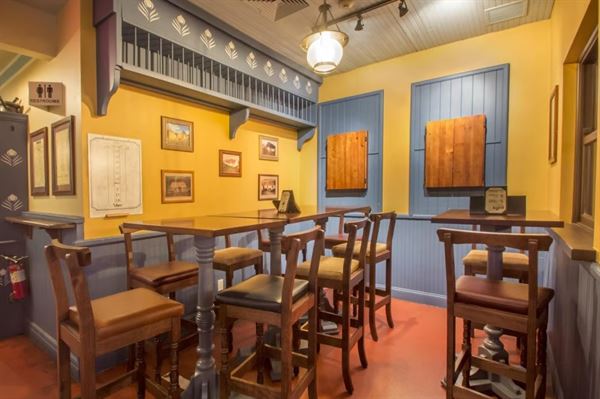 Tigin Irish Pub & Restaurant