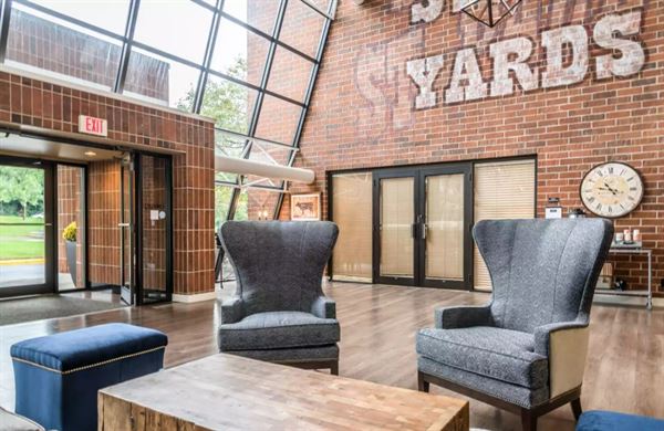 Envision Hotels Saint Paul South