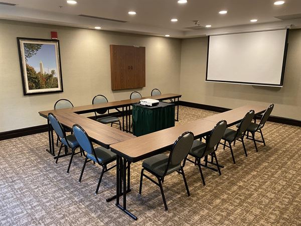 Hampton Inn & Suites National Harbor