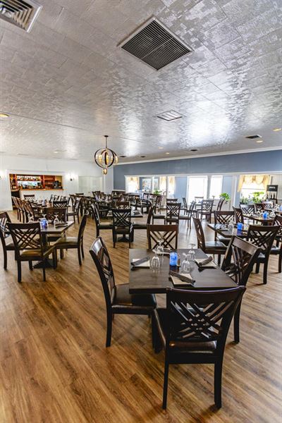 Vera Roma Grille & Bar