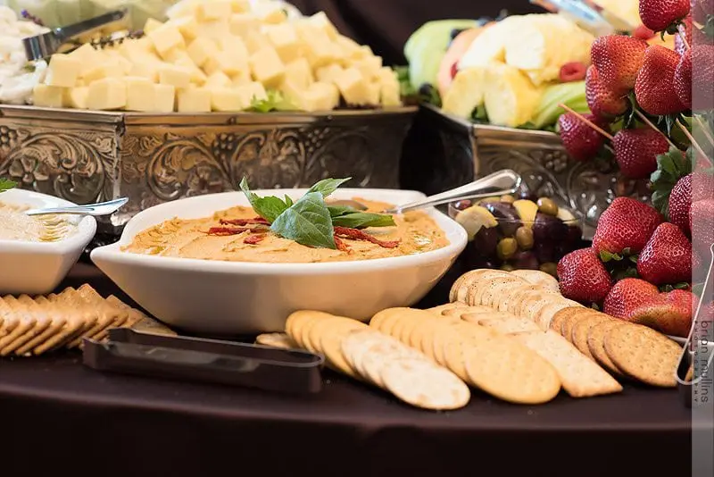 Neomonde Mediterranean