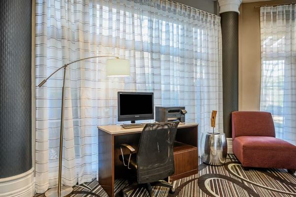 La Quinta Inn & Suites by Wyndham Myrtle Beach Broadway Area